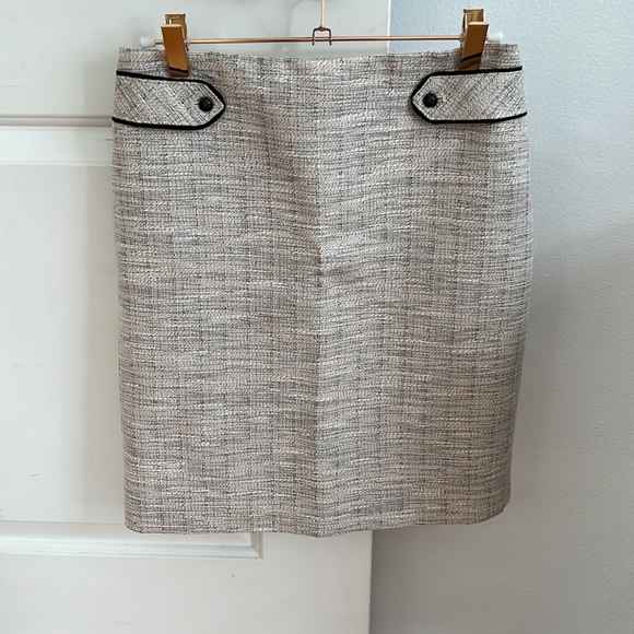 White House Black Market Jacket and Skirt SET - Picture 10 of 16